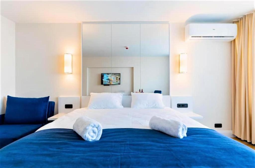 Best House Orbi City Aparthotel Batumi Exterior foto